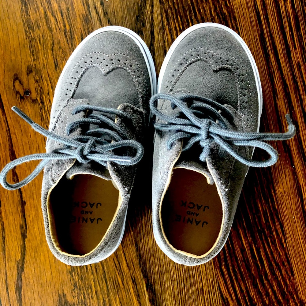 Janie and Jack boy’s dress sneaker